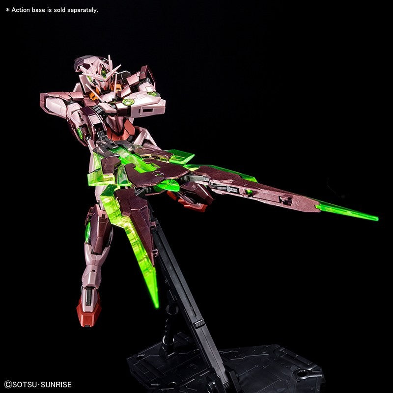 GUNDAM - MG 1/100 Gundam 00Quant Trans-Am Coating ver.